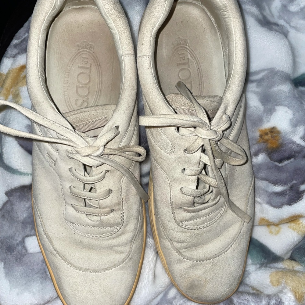 Authentic tods shoes